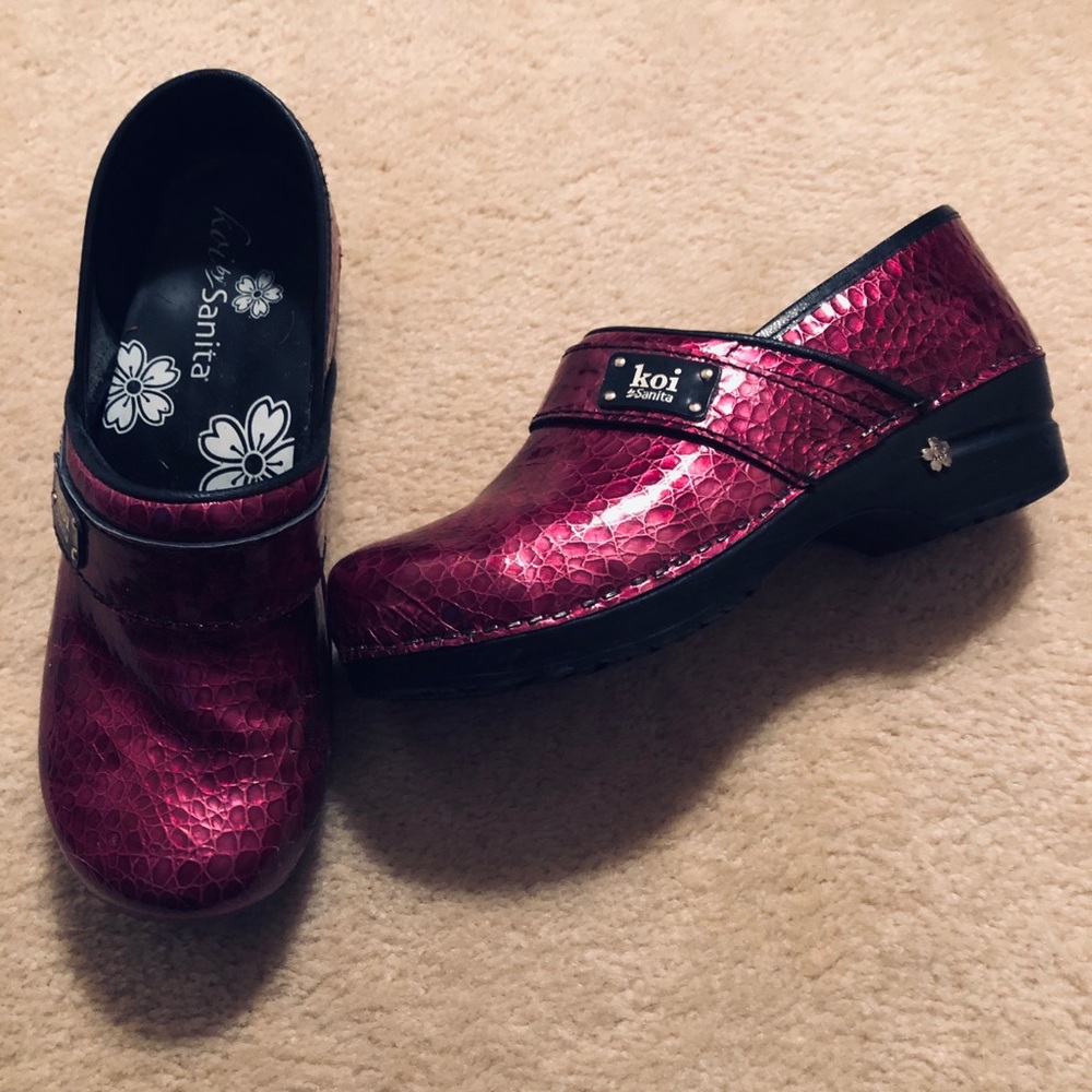 Sanita Clogs size 40